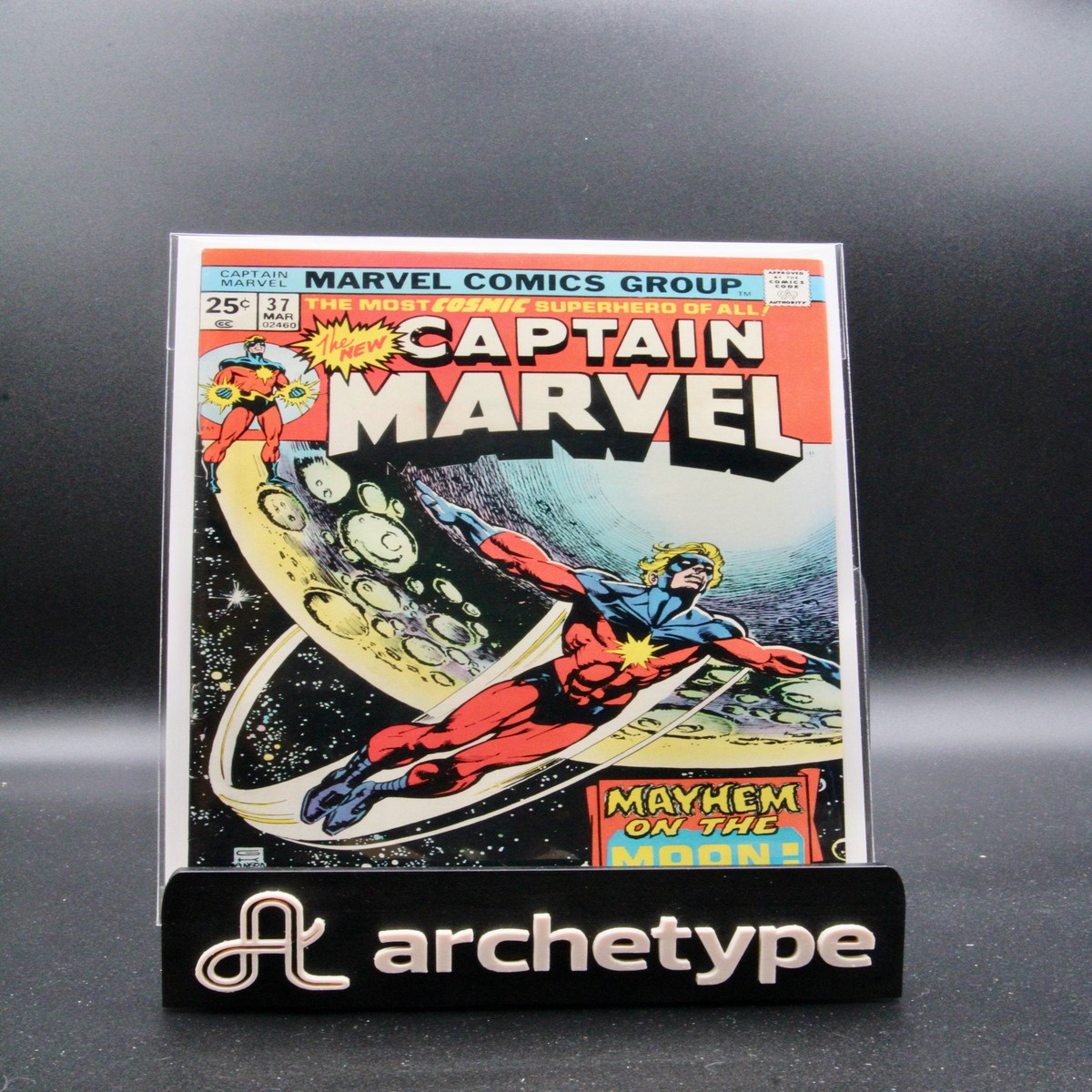 Captain Marvel 37 Marvel (1975) Captain Marvel Trial of the Watcher Klaus Janson cover