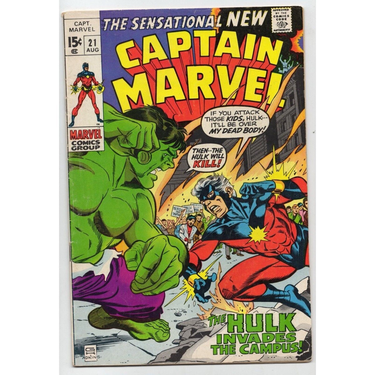Captain Marvel 21 Marvel Comics (1970) Vs Hulk