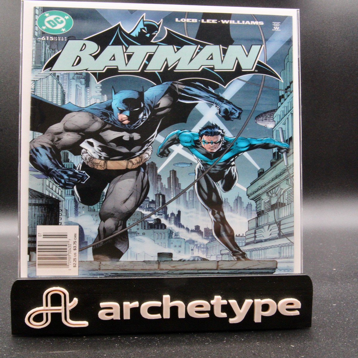 Batman 615 DC (2003) 92 NM- Hush Jim Lee art Scott Williams cover Newsstand