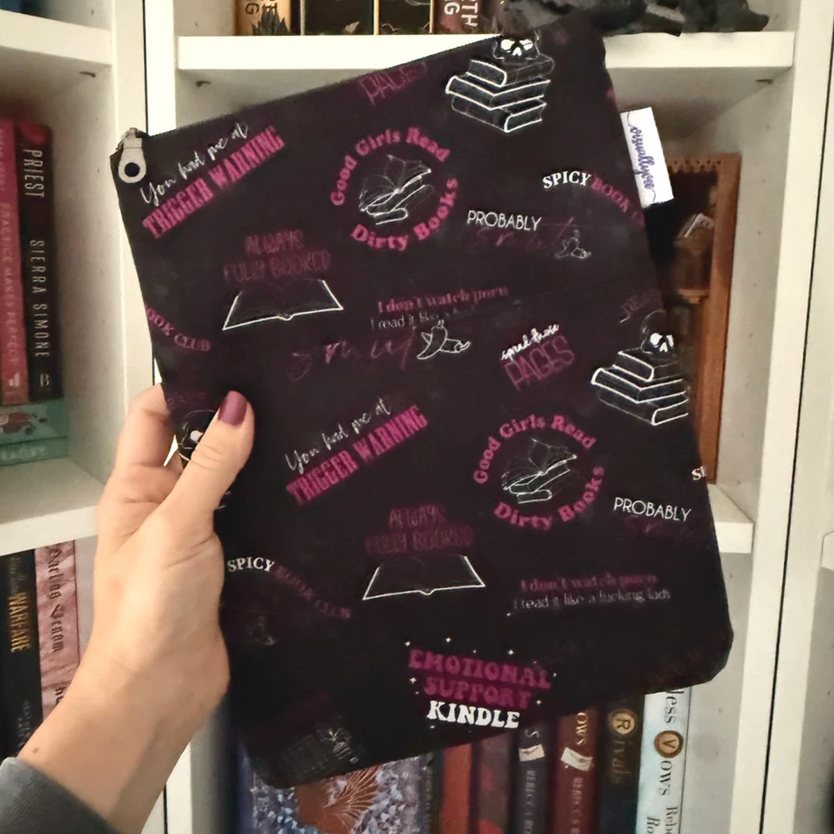 Youre a Reader - Zippered Book Sleeve