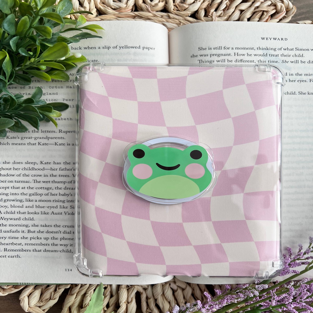 Frog Emotional Support e-reader phone grip