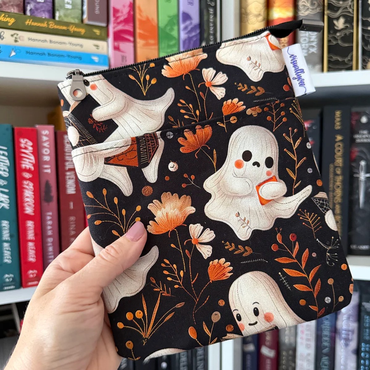 Literary Ghosties - e-reader Zippered Sleeve