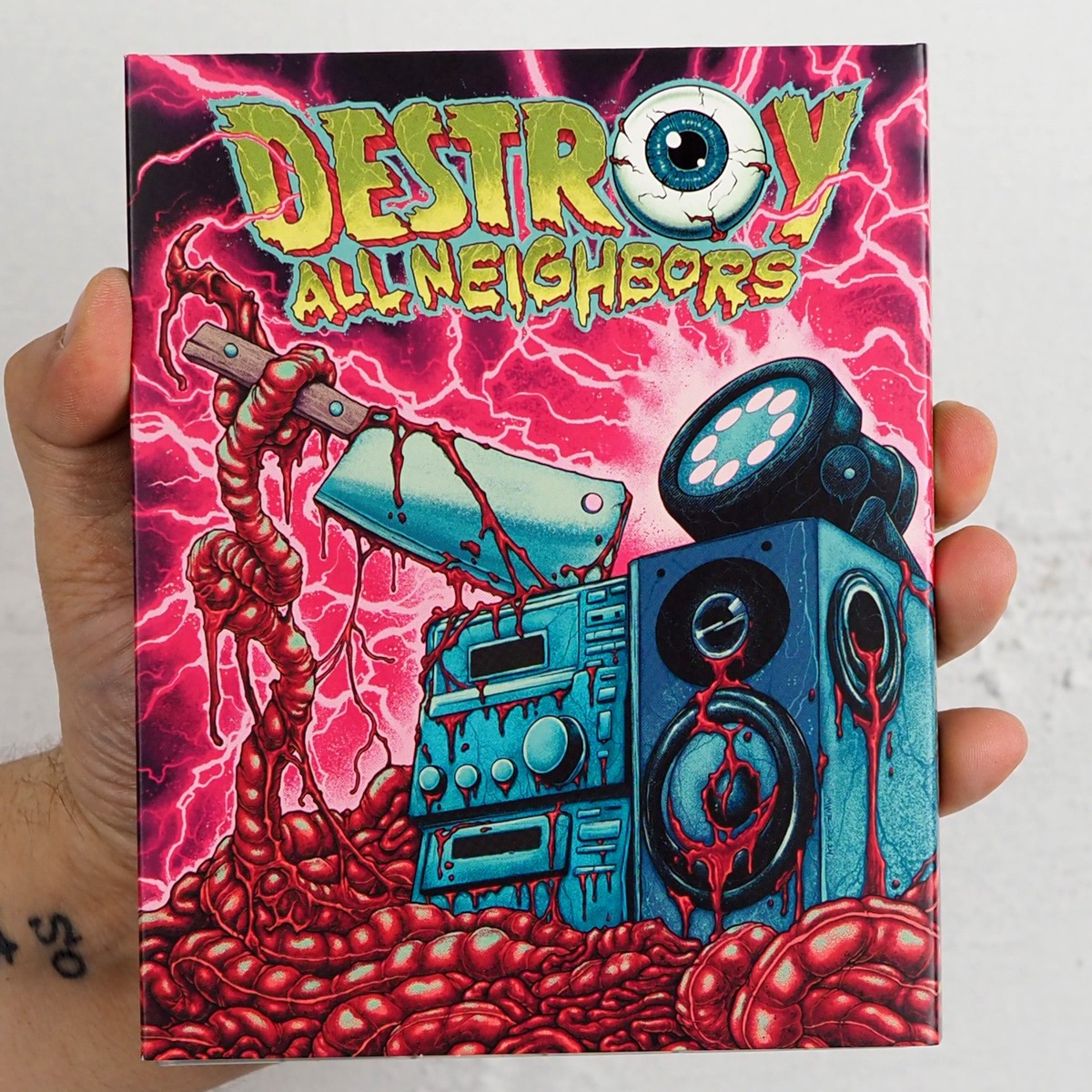 Destroy All Neighbors