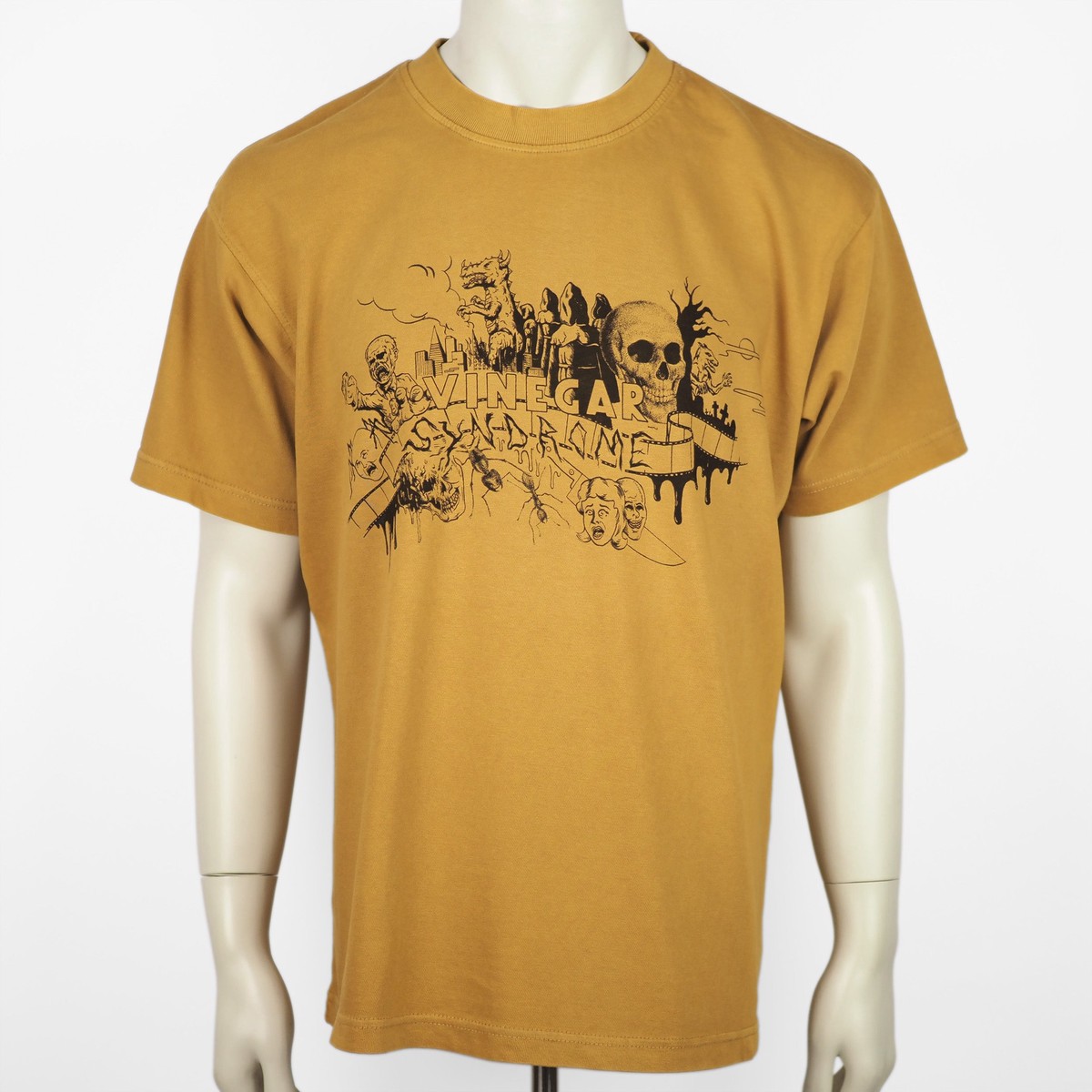 Vinegar Syndrome Macabre Montage - Relaxed Fit Extra Heavyweight Shirt